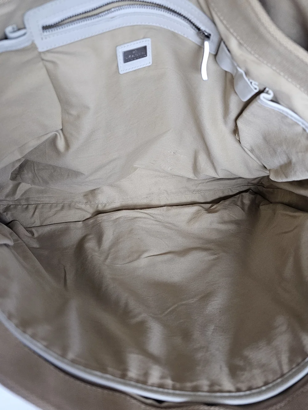 Skagen Beige Canvas & White Leather Messenger Bag – Classic & Versatile!